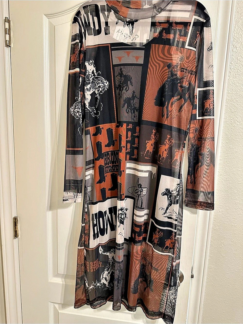 2Fly Cowtown Collage Dress Graphic Maxi Dress in Black & Orange Size Large